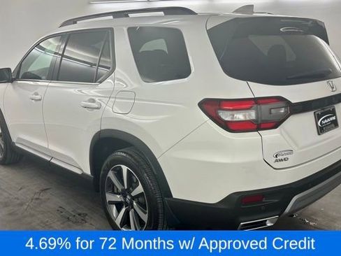 Used 2024 Honda Pilot Elite image 5