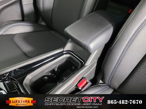 New 2026 Jeep Compass Latitude image 27