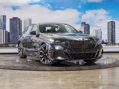 New 2026 BMW 550e xDrive w/ Premium Package