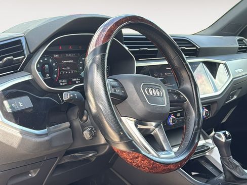 Used 2024 Audi Q3 2.0T Premium w/ Convenience Package AWD/4WD image 10