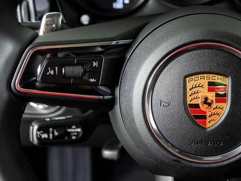 New 2026 Porsche Macan AWD/4WD image 10