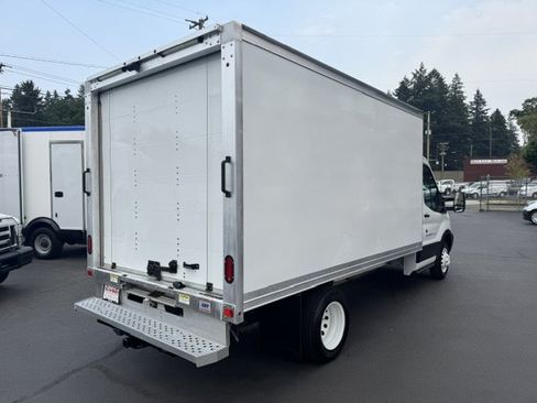 Used 2019 Ford Transit 350 156 DRW RWD image 7