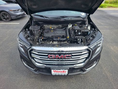 Certified 2022 GMC Terrain SLT w/ Tech Package AWD/4WD image 30