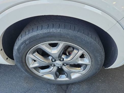 Used 2018 Kia Sorento SX AWD/4WD image 9