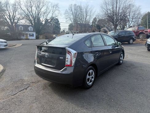 Used 2013 Toyota Prius Two image 6