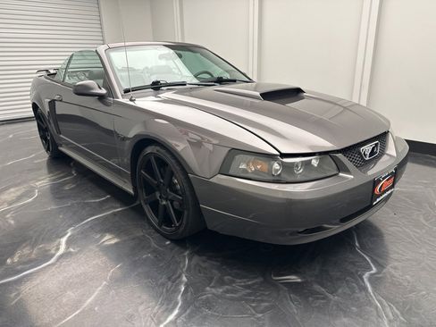 Used 2003 Ford Mustang GT image 2
