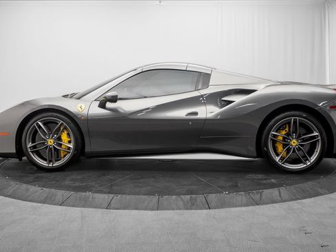 Used 2017 Ferrari 488 Spider RWD image 12