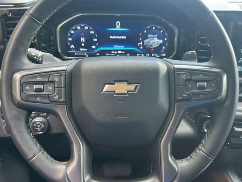 Used 2024 Chevrolet Silverado 1500 High Country w/ Technology Package image 16