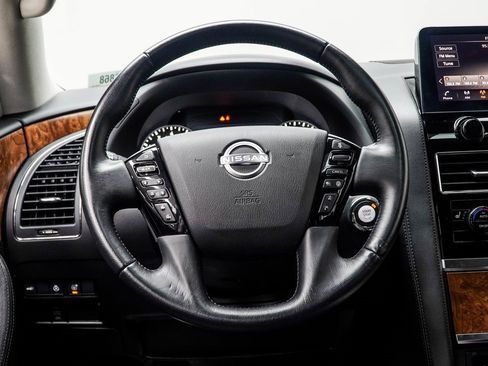 Used 2024 Nissan Armada SL image 15