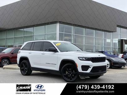Used 2023 Jeep Grand Cherokee Altitude