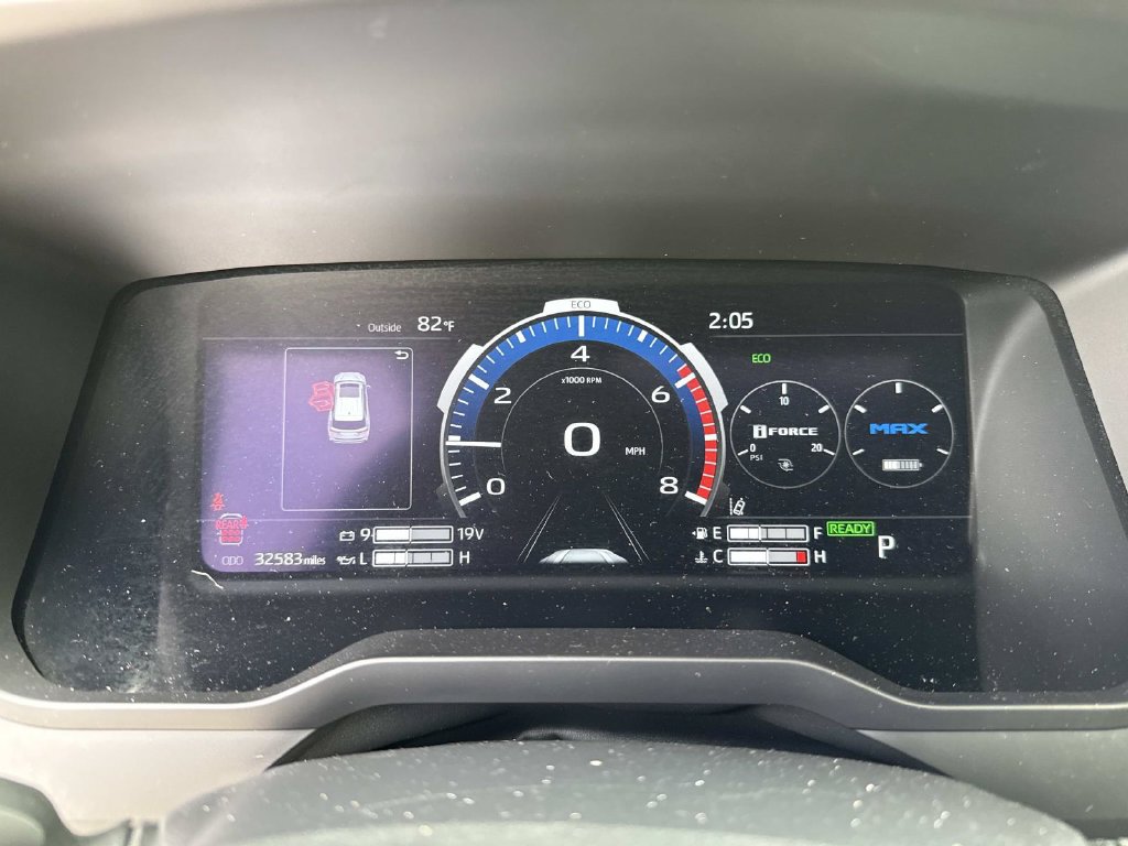 Used 2024 Toyota Sequoia SR5 w/ SR5 Premium Package AWD/4WD image 40