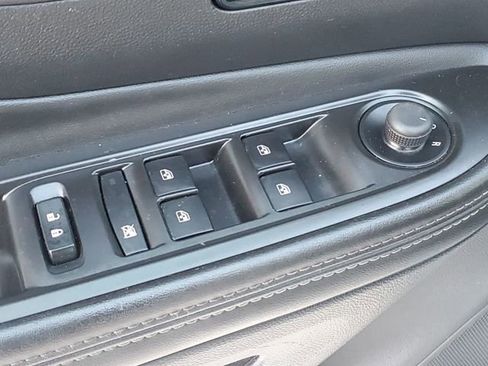 Used 2021 Buick Encore Preferred image 23