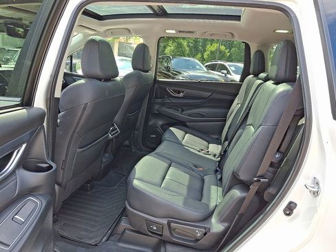 Used 2023 Subaru Ascent Limited w/ Technology Package image 11