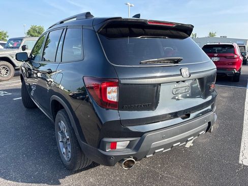 Used 2023 Honda Passport TrailSport image 9