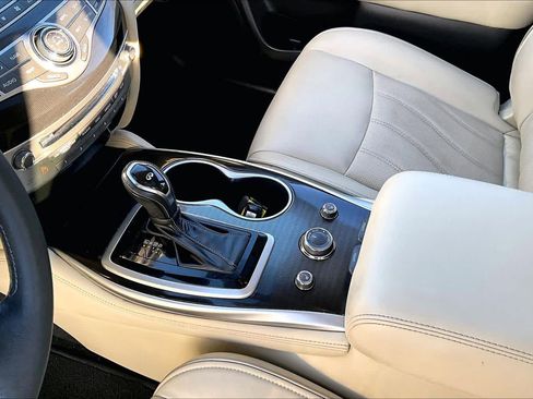 Used 2017 INFINITI QX60 AWD Hybrid image 17