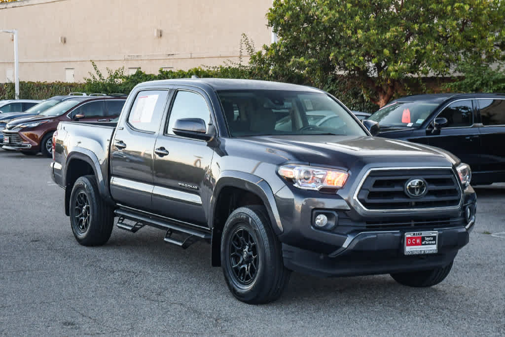 Certified 2022 Toyota Tacoma SR5 RWD image 3