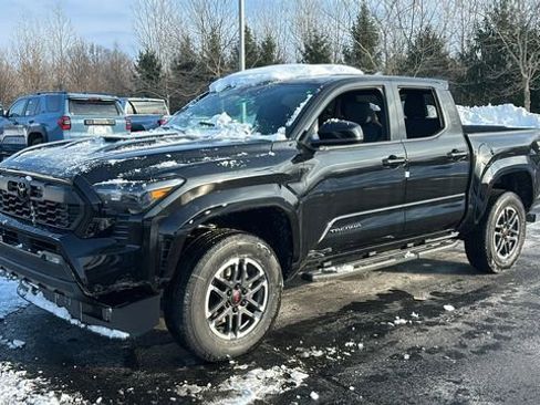 New 2026 Toyota Tacoma TRD Sport image 3