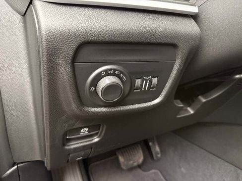 New 2025 Jeep Grand Cherokee Laredo image 19