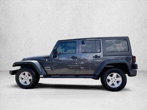Used 2017 Jeep Wrangler Unlimited Sport w/ Quick Order Package 24S AWD/4WD image 6