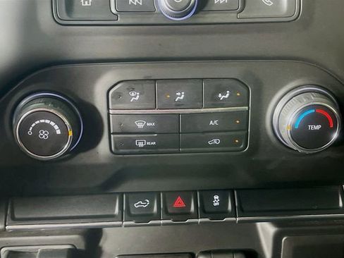 Used 2022 Chevrolet Silverado 2500 Custom w/ Custom Convenience Package AWD/4WD image 16