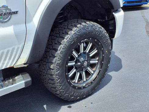Used 2015 Ford F350 Platinum w/ Snow Plow Prep Package AWD/4WD image 29