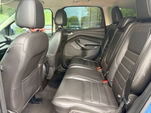 Used 2017 Ford Escape Titanium AWD/4WD image 22