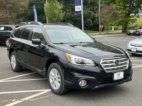 Used 2016 Subaru Outback 2.5i Premium image 2