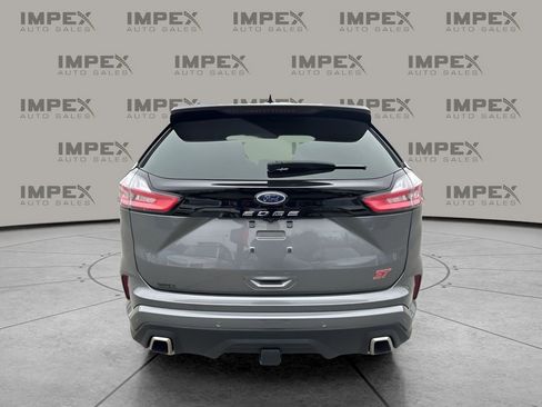 Used 2024 Ford Edge ST image 4