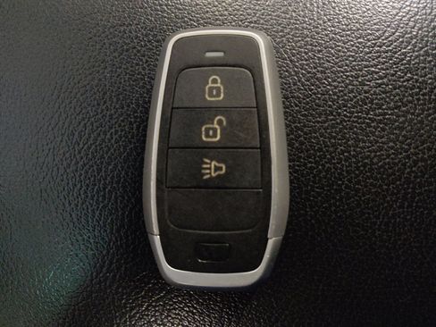 Used 2016 Nissan Altima 2.5 SR w/ Interior Lighting Package image 32