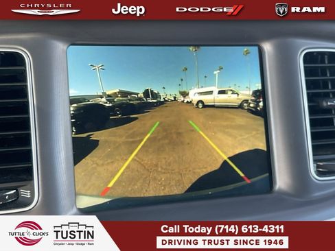 Used 2022 Dodge Charger Scat Pack w/ Dynamics Package RWD image 29