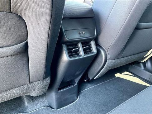 New 2026 Chevrolet Equinox LT w/ Midnight Edition FWD image 16