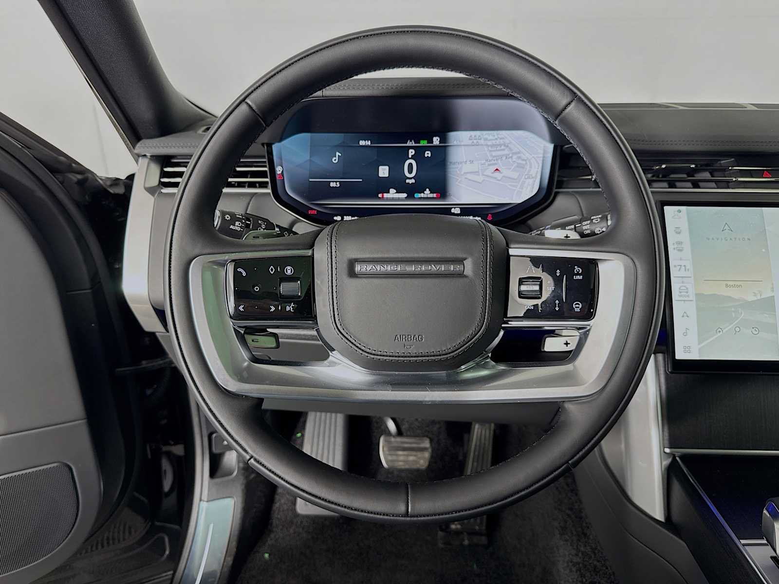 New 2026 Land Rover Range Rover Long Wheelbase SE AWD/4WD image 11