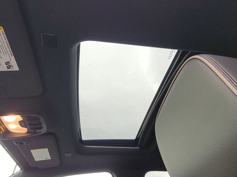 New 2026 GMC Canyon Denali image 13