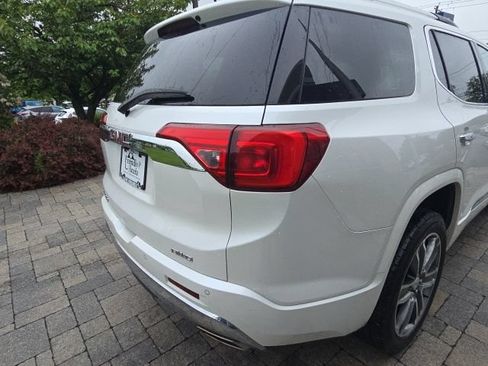 Used 2018 GMC Acadia Denali w/ Technology Package AWD/4WD image 39