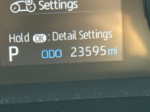 Used 2022 Toyota RAV4 LE image 19