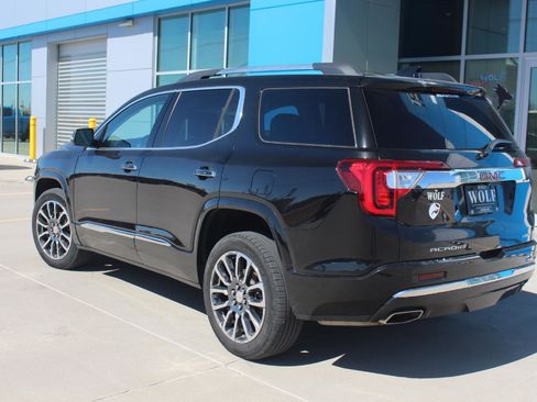 Used 2020 GMC Acadia Denali w/ LPO, Floor Liner Package image 9
