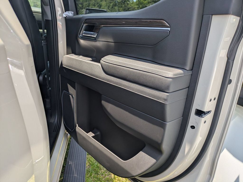 New 2026 Chevrolet Silverado 1500 RST AWD/4WD image 33