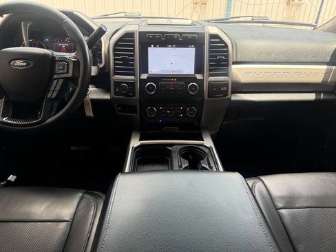 Used 2019 Ford F250 Lariat w/ Lariat Value Package AWD/4WD image 22