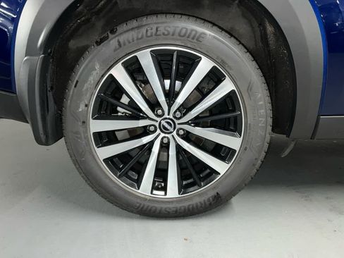 Used 2023 Nissan Pathfinder Platinum image 20