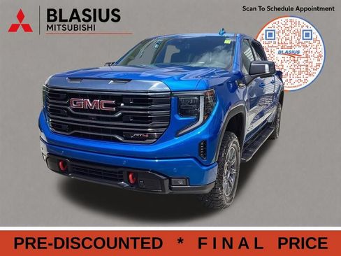 Used 2024 GMC Sierra 1500 AT4 w/ AT4 Preferred Package AWD/4WD image 4