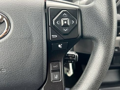 Used 2023 Toyota Tacoma SR AWD/4WD image 23