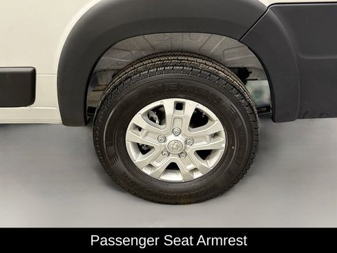 New 2024 RAM ProMaster 2500 w/ Quick Order Package 22H SLT+ image 46