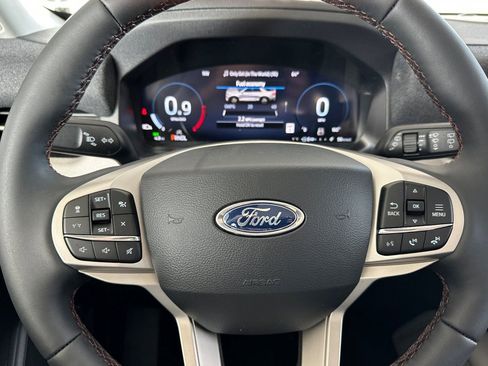 New 2026 Ford Explorer Active w/ Active Comfort Package image 24