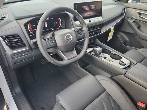 New 2026 Nissan Rogue Platinum image 20