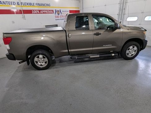 Used 2012 Toyota Tundra 4x4 Double Cab image 8