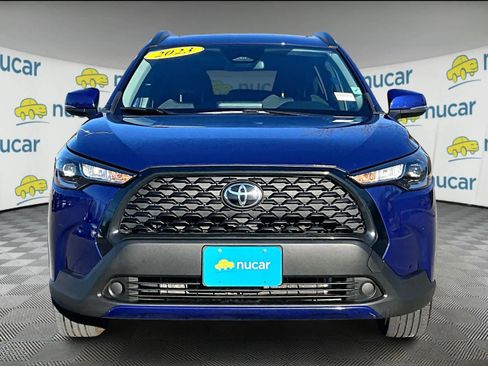 Used 2023 Toyota Corolla Cross LE image 2