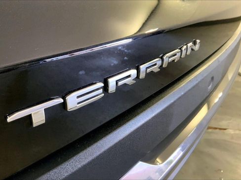 Used 2026 GMC Terrain Elevation FWD image 8