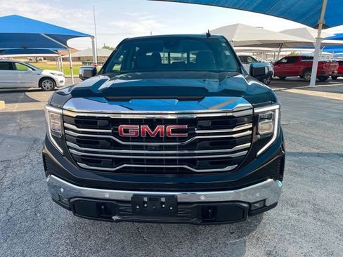 Used 2024 GMC Sierra 1500 SLT AWD/4WD image 2