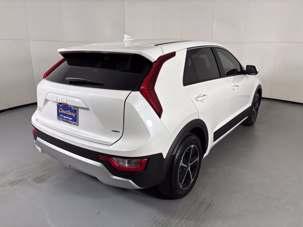 New 2026 Kia Niro LX FWD image 8