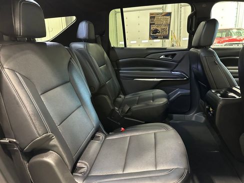 Used 2026 Chevrolet Traverse LT AWD/4WD image 31